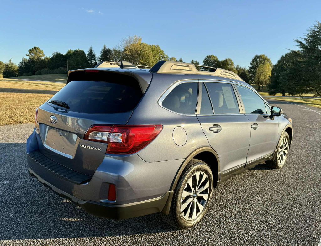 2016 Subaru Outback Image 15