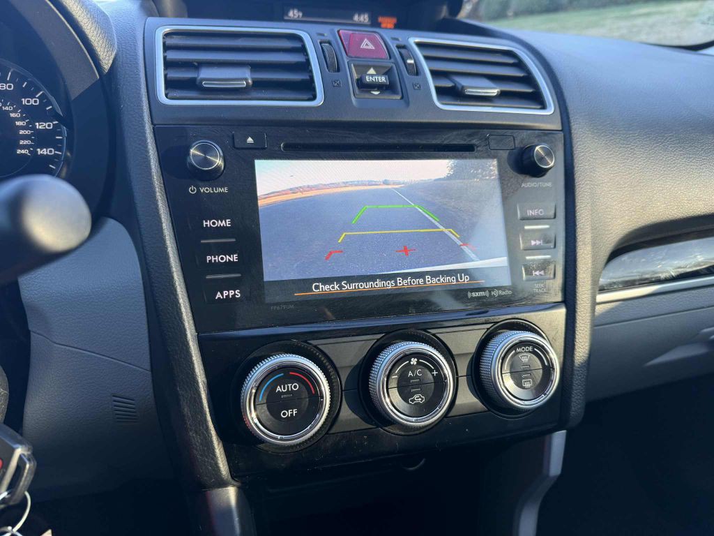 2018 Subaru Forester Image 10