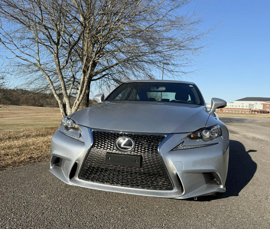 2015 Lexus IS Image 3