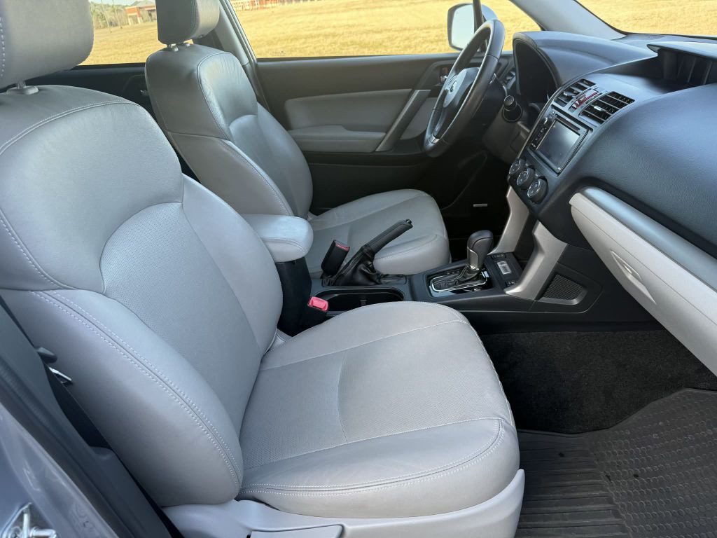 2015 Subaru Forester Image 14