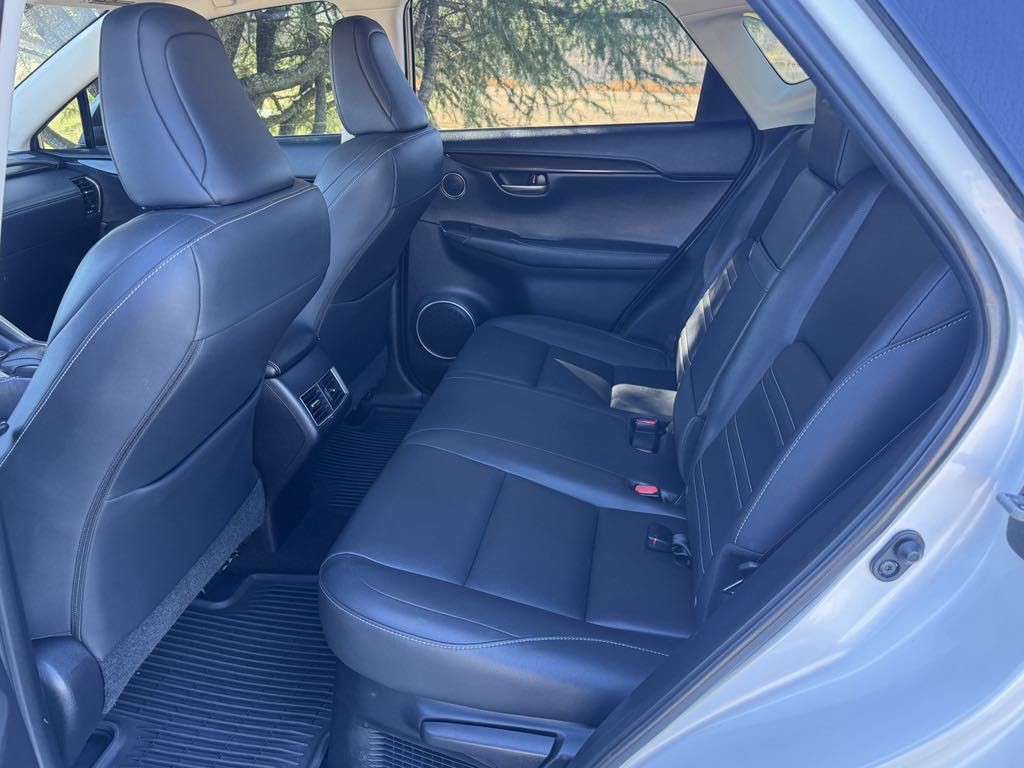 2015 Lexus NX Image 12