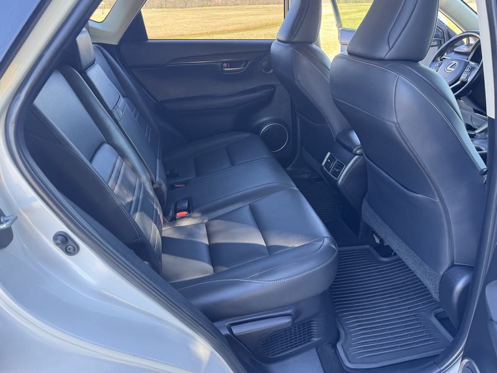 2015 Lexus NX Image 13