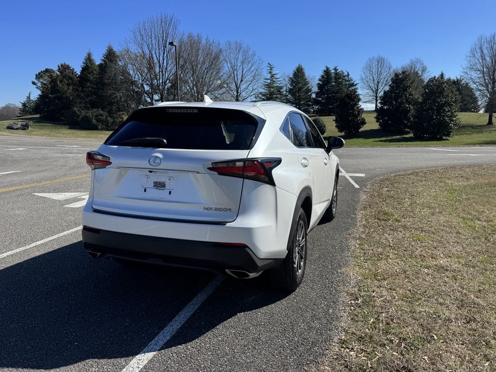 2015 Lexus NX Image 3