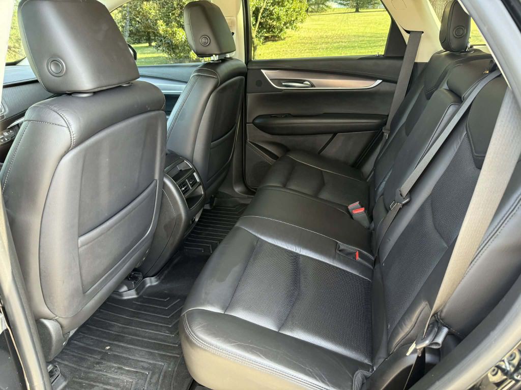 2017 Cadillac XT5 Image 16