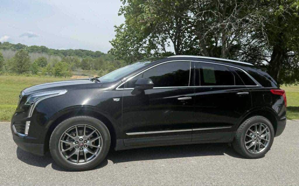 2017 Cadillac XT5 Image 2