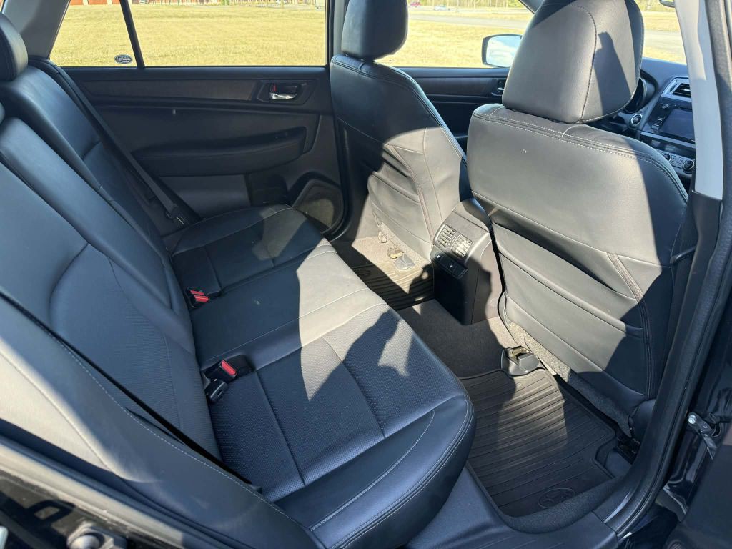 2016 Subaru Outback Image 14