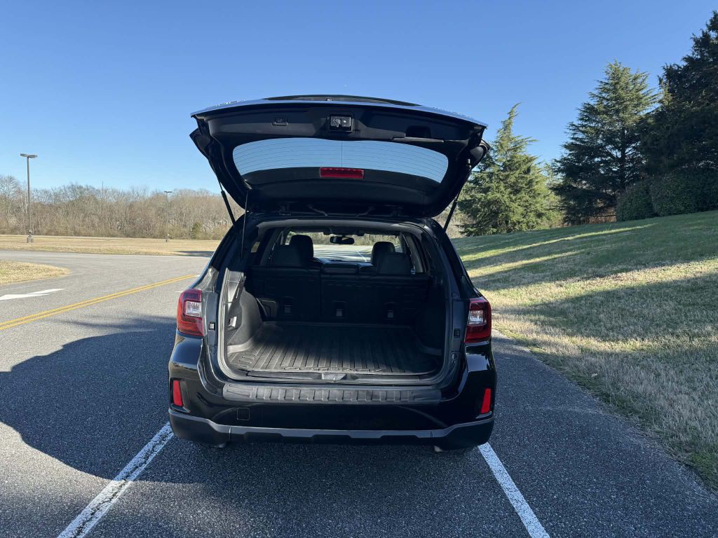 2016 Subaru Outback Image 16