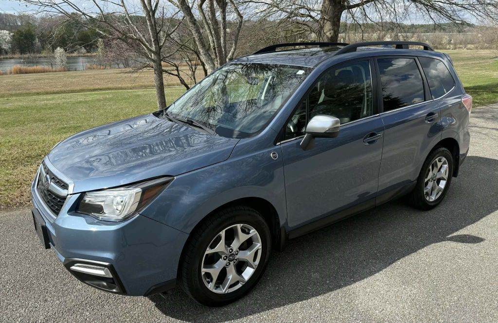 2018 Subaru Forester Image 1