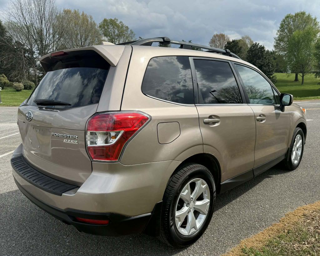 2016 Subaru Forester Image 20