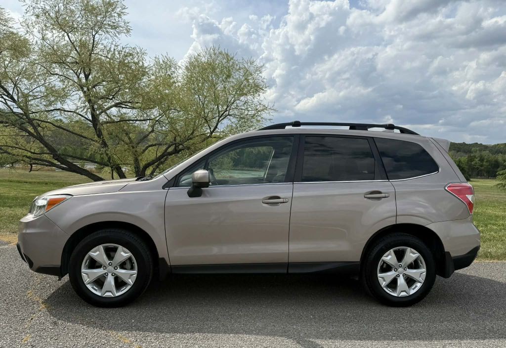 2016 Subaru Forester Image 21