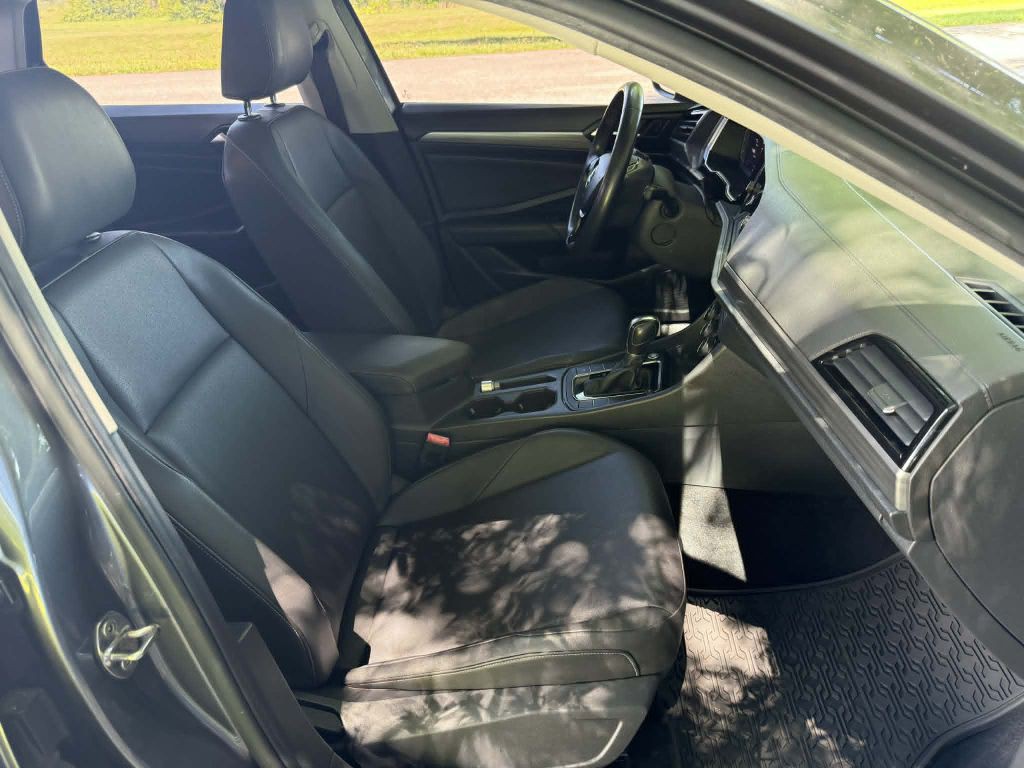 2019 Volkswagen Jetta Image 16