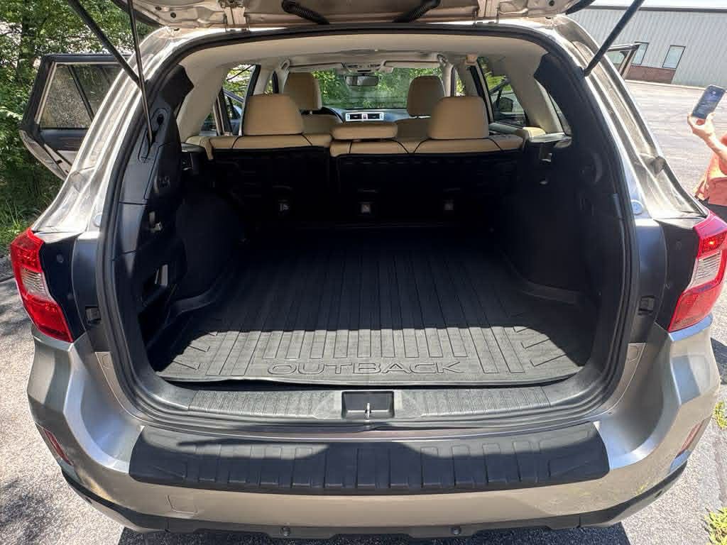 2017 Subaru Outback Image 13