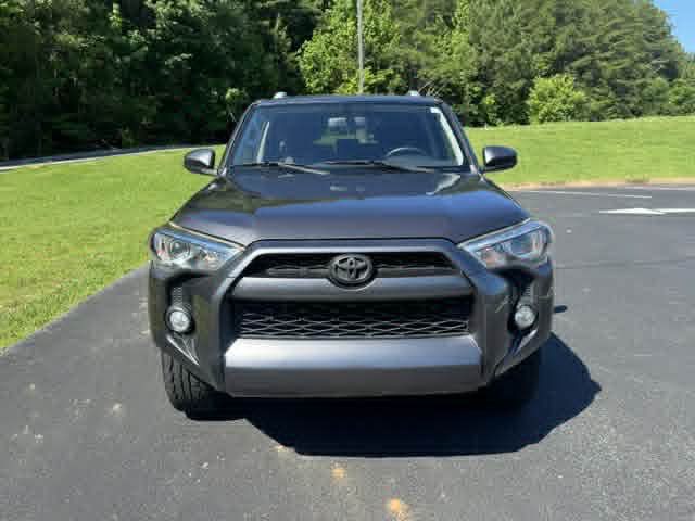 2015 Toyota 4Runner Image 2