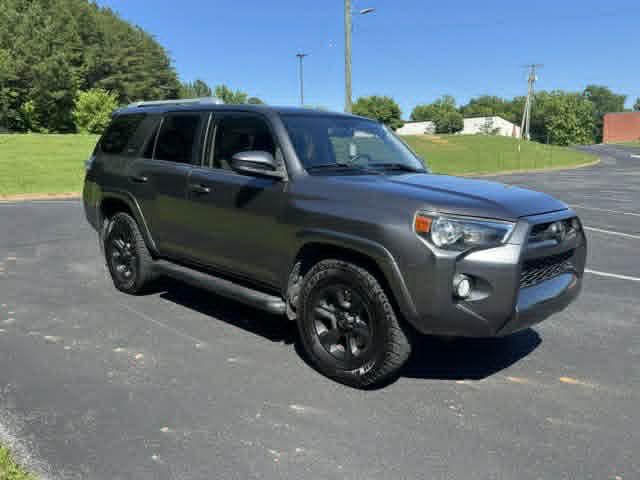 2015 Toyota 4Runner Image 3