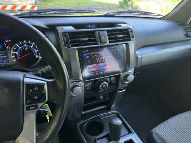 2015 Toyota 4Runner Image 9
