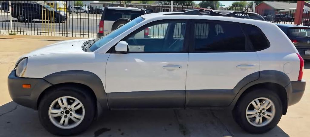 2008 Hyundai Tucson Image 3