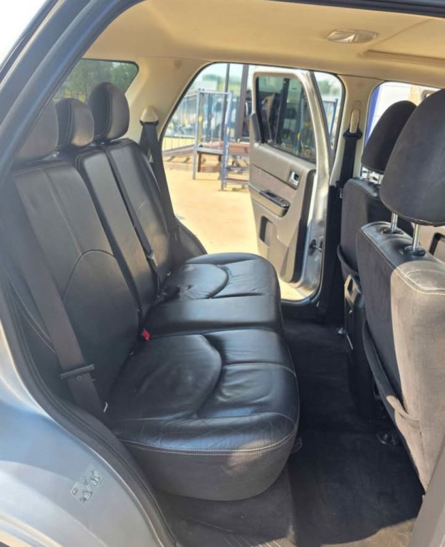 2010 Mazda Tribute Image 10