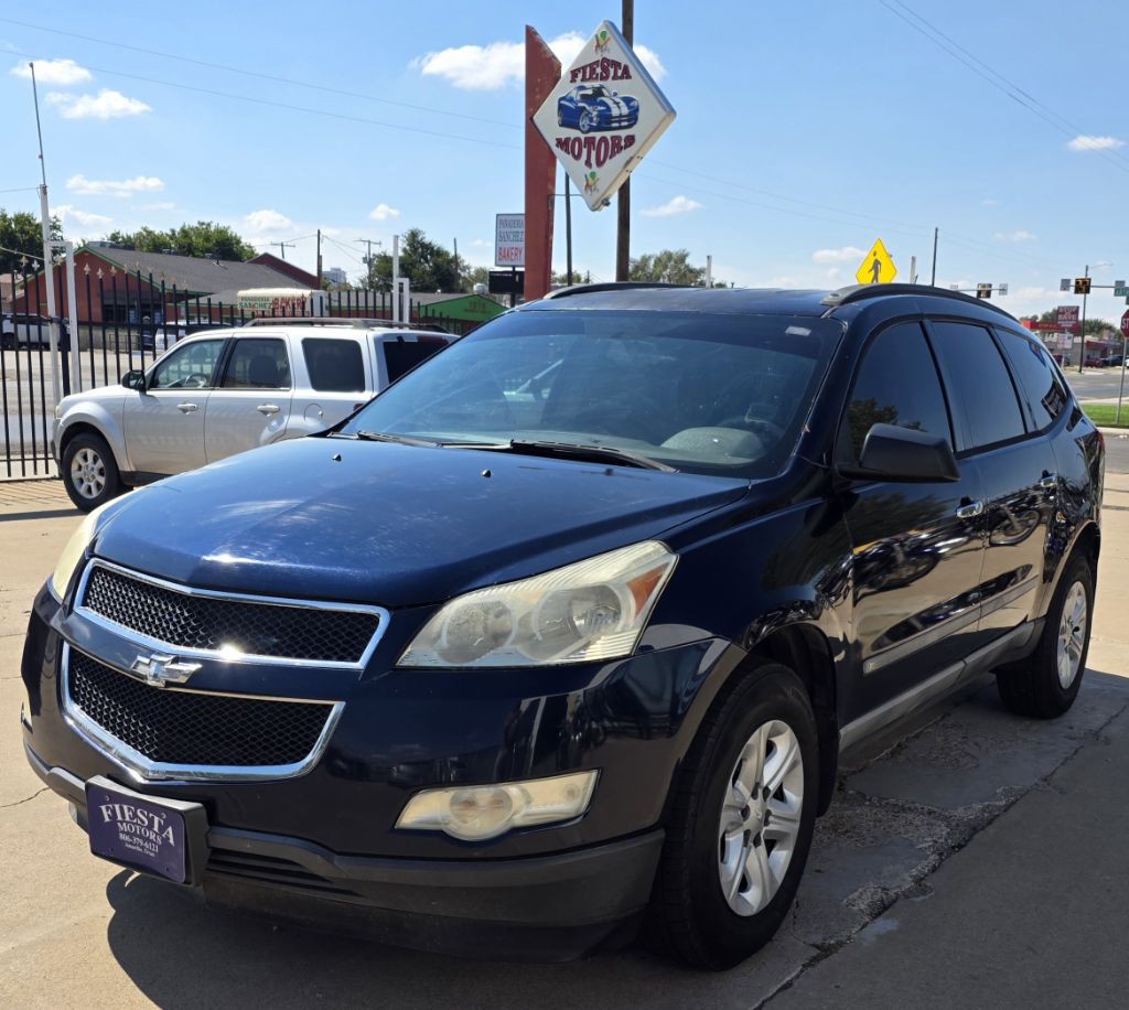 2009 Chevrolet Traverse Image 3