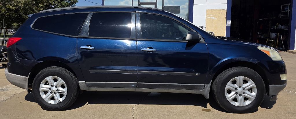 2009 Chevrolet Traverse Image 5