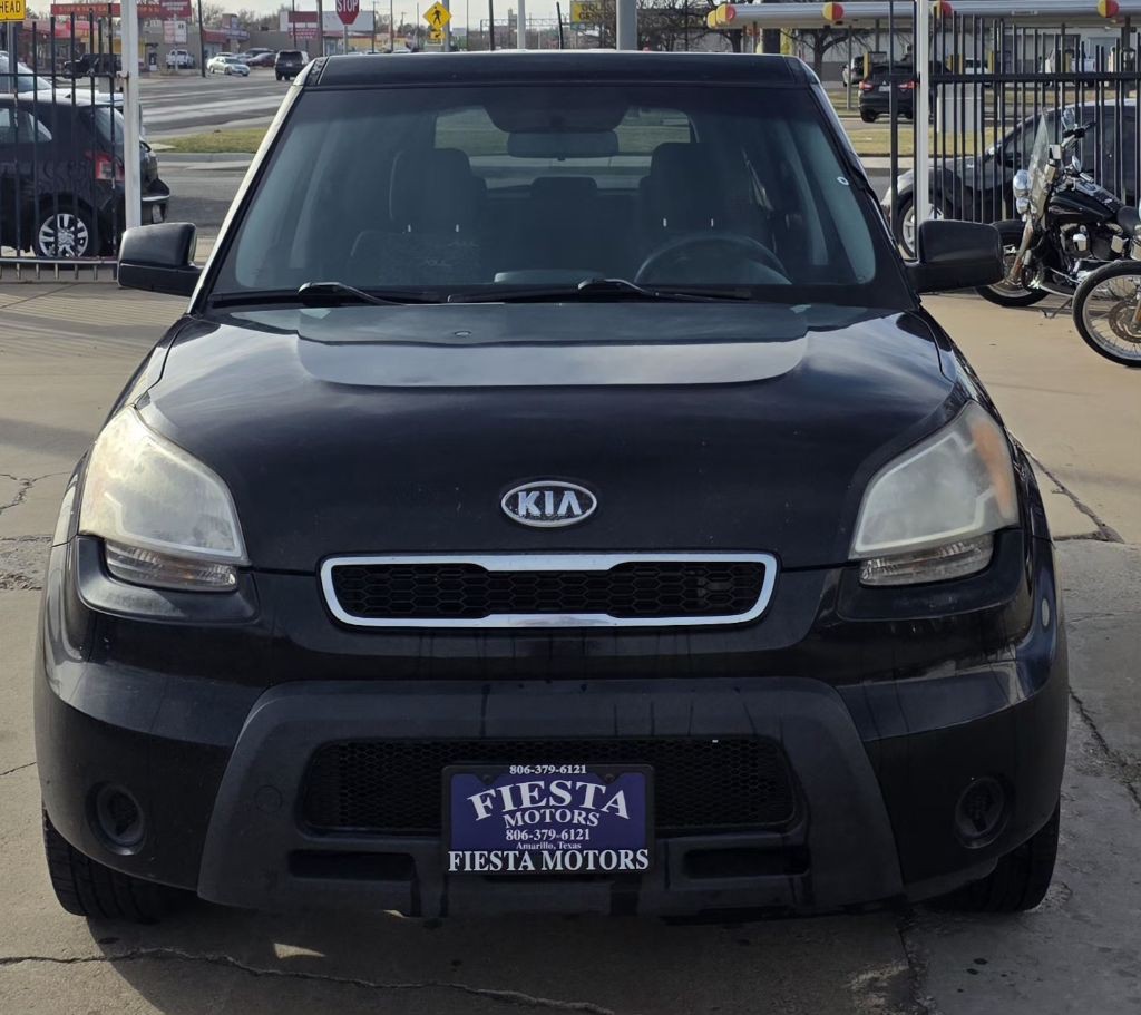 2010 Kia Soul Image 1