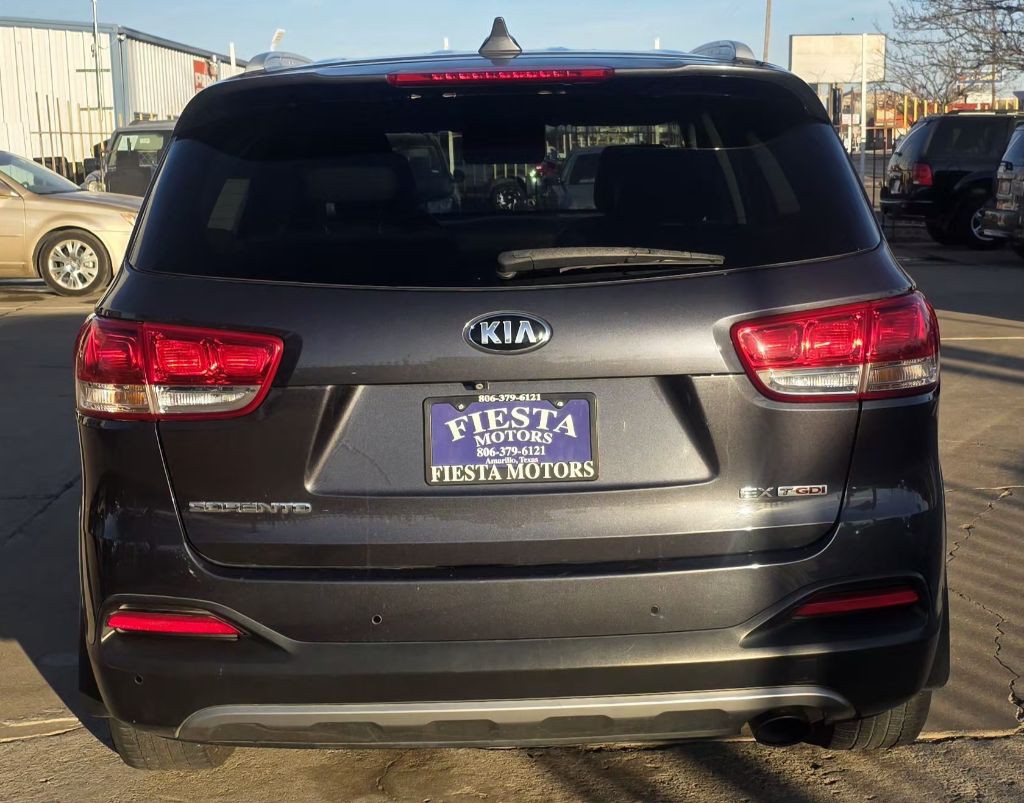 2016 Kia Sorento Image 4