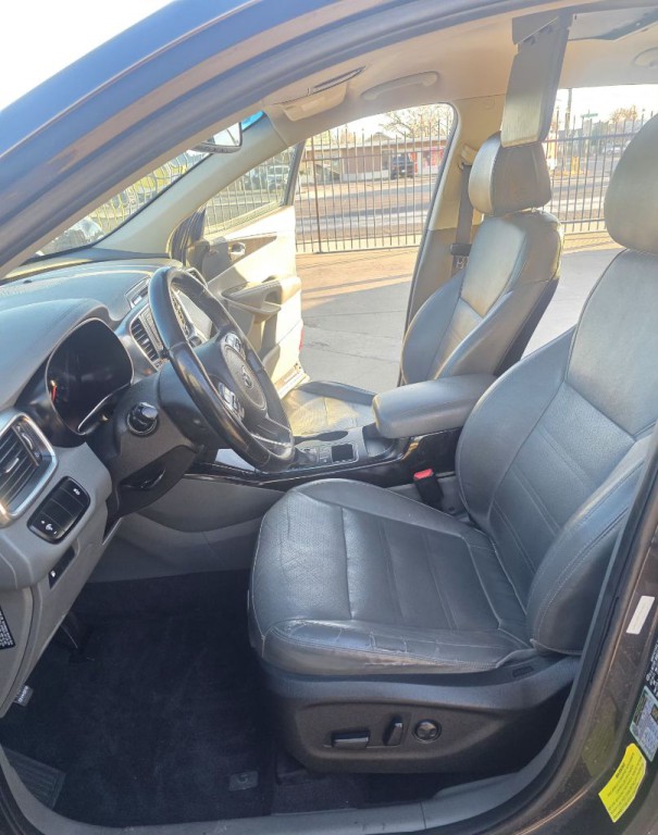 2016 Kia Sorento Image 6