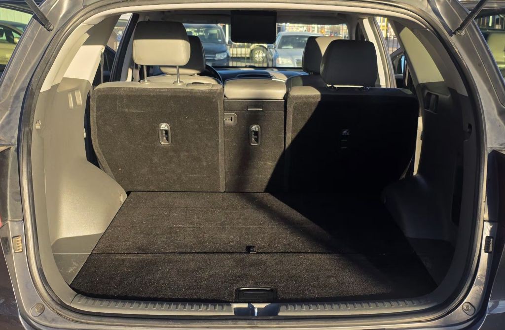 2016 Kia Sorento Image 8