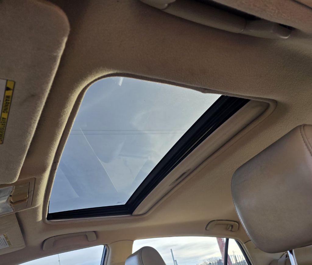 2010 Toyota Avalon Image 11