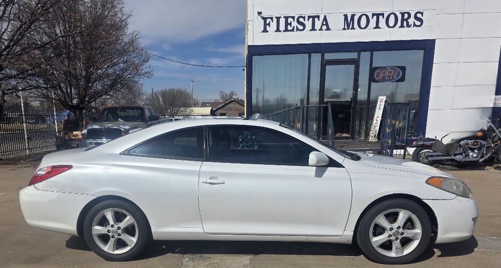 2004 Toyota Camry Image 5