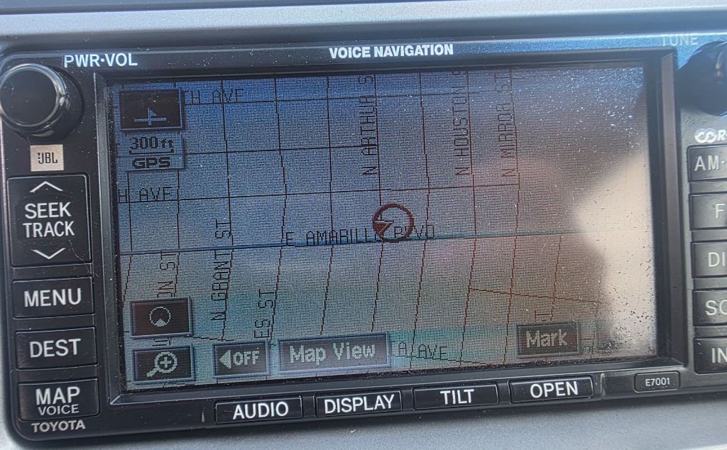 2004 Toyota Camry Image 11