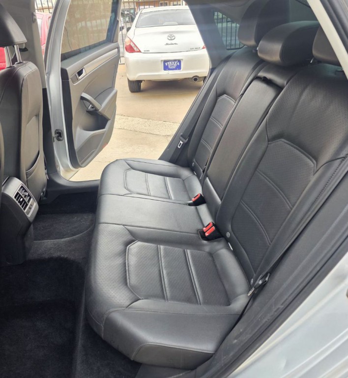 2014 Volkswagen Passat Image 6