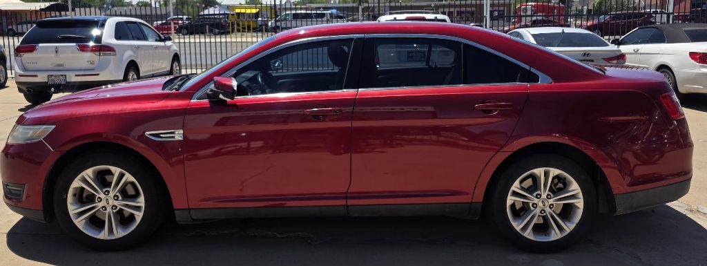2013 Ford Taurus Image 3