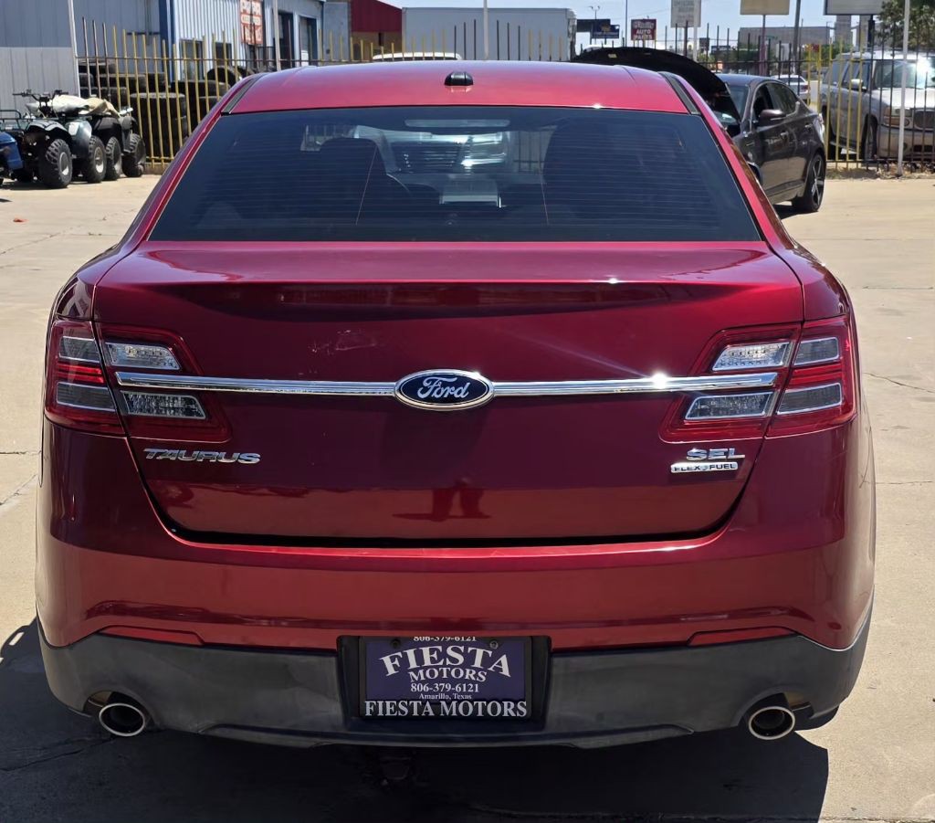 2013 Ford Taurus Image 4