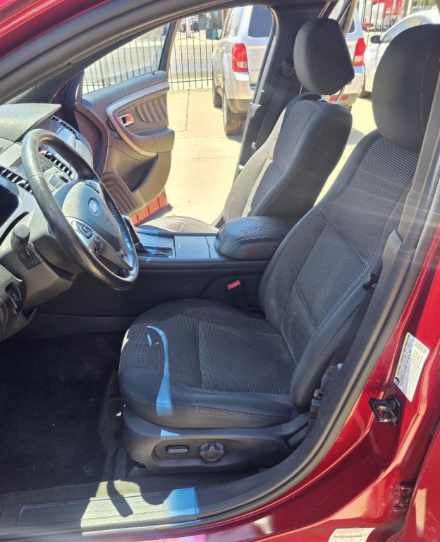 2013 Ford Taurus Image 6