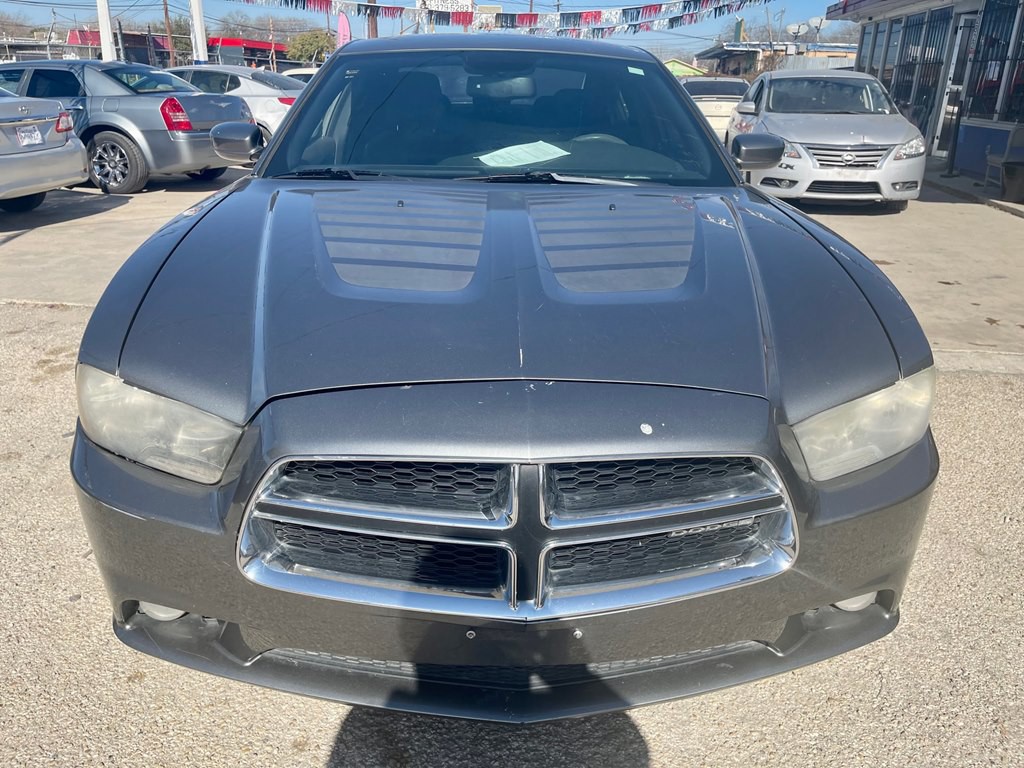 2011 Dodge Charger Image 2