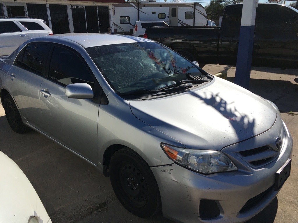 2011 Toyota Corolla Image 3