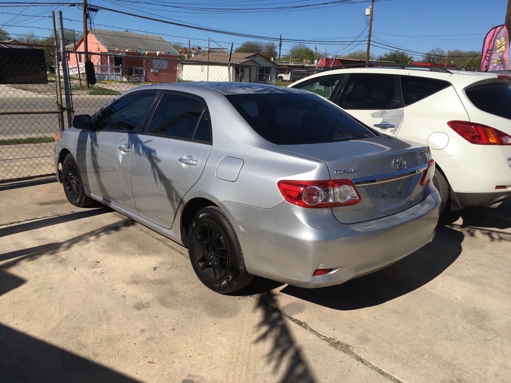 2011 Toyota Corolla Image 5