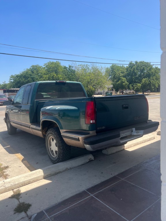 1998 Chevrolet C/K Image 2