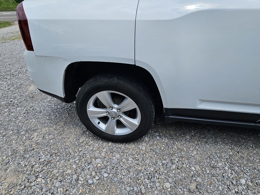 2015 Jeep Compass Image 4