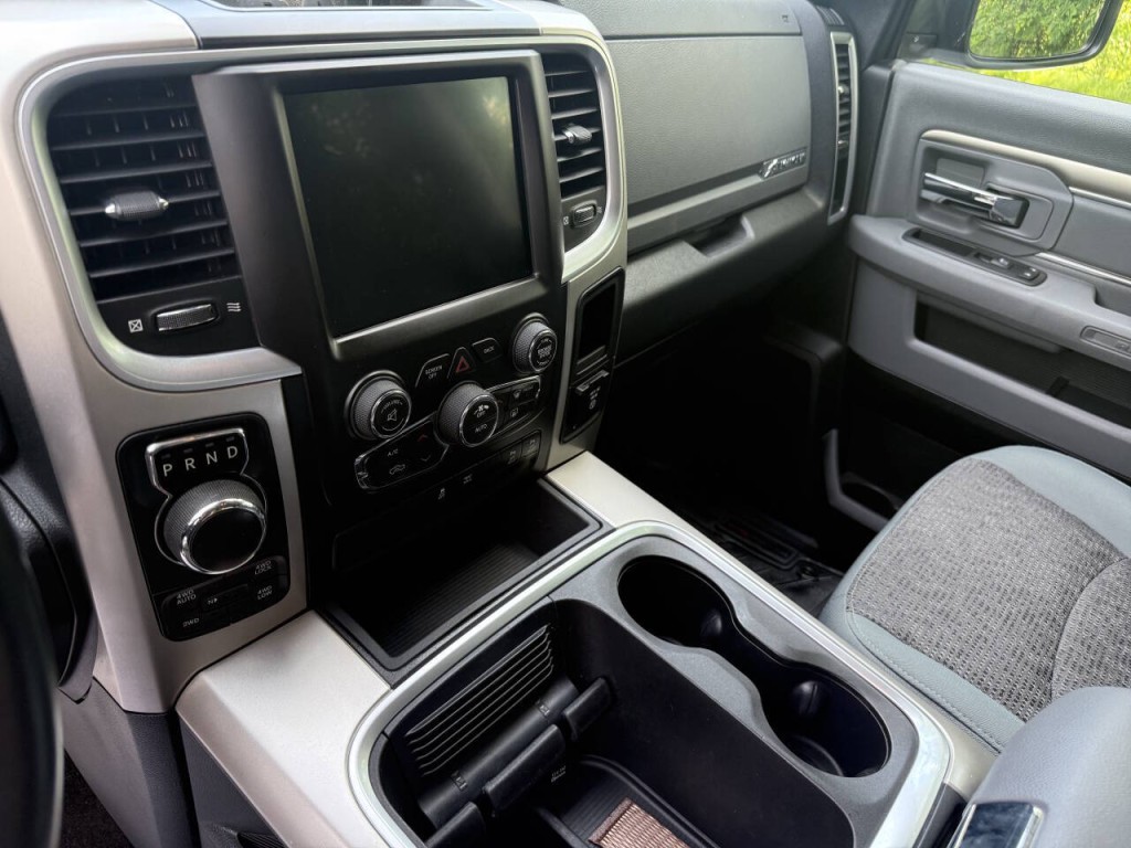 2017 RAM 1500 Image 10