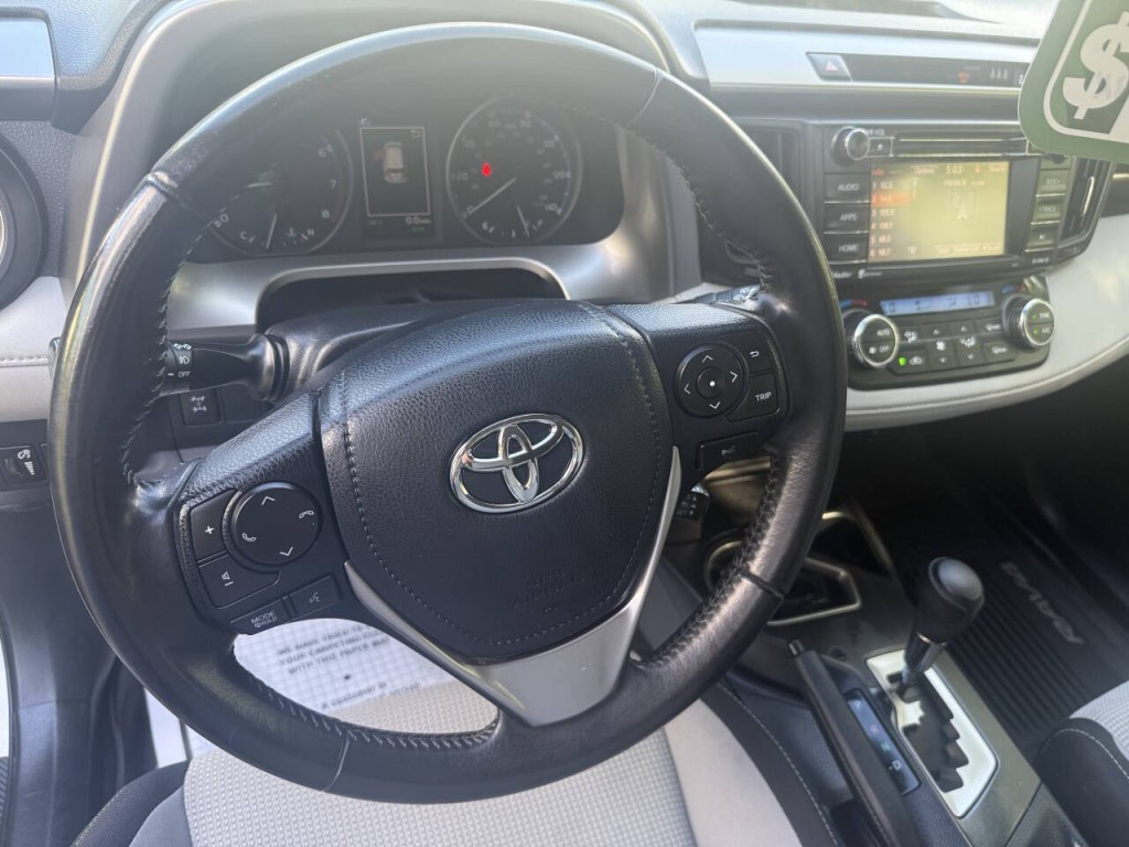 2018 Toyota Rav4 Image 8