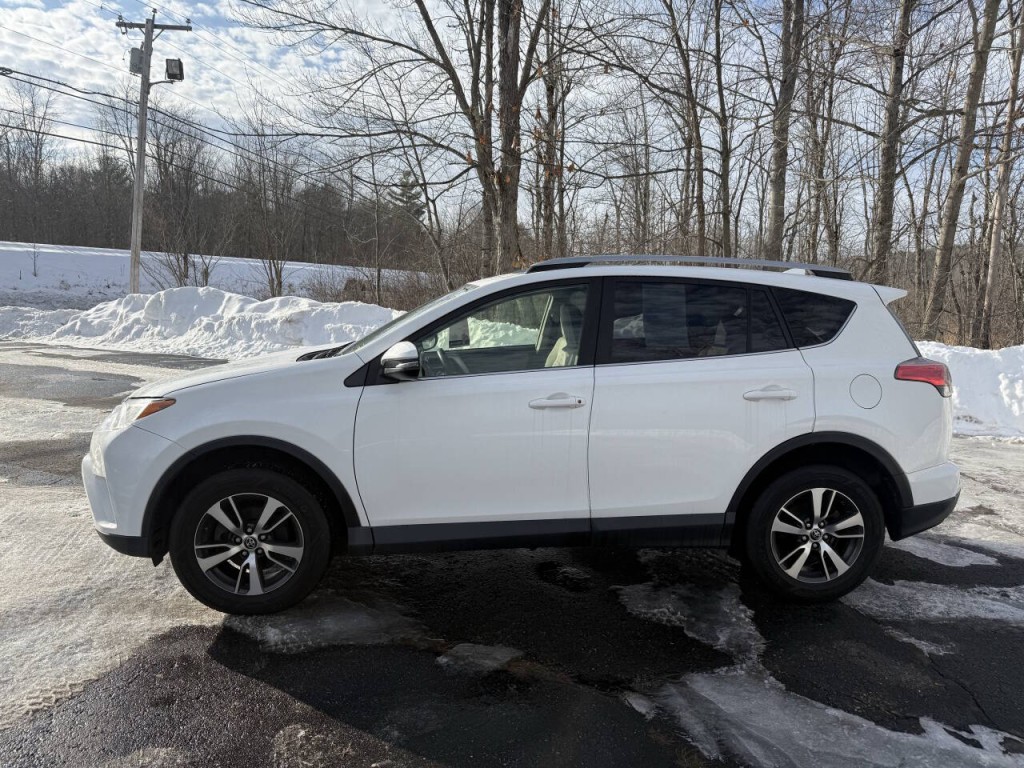 2018 Toyota Rav4 Image 3
