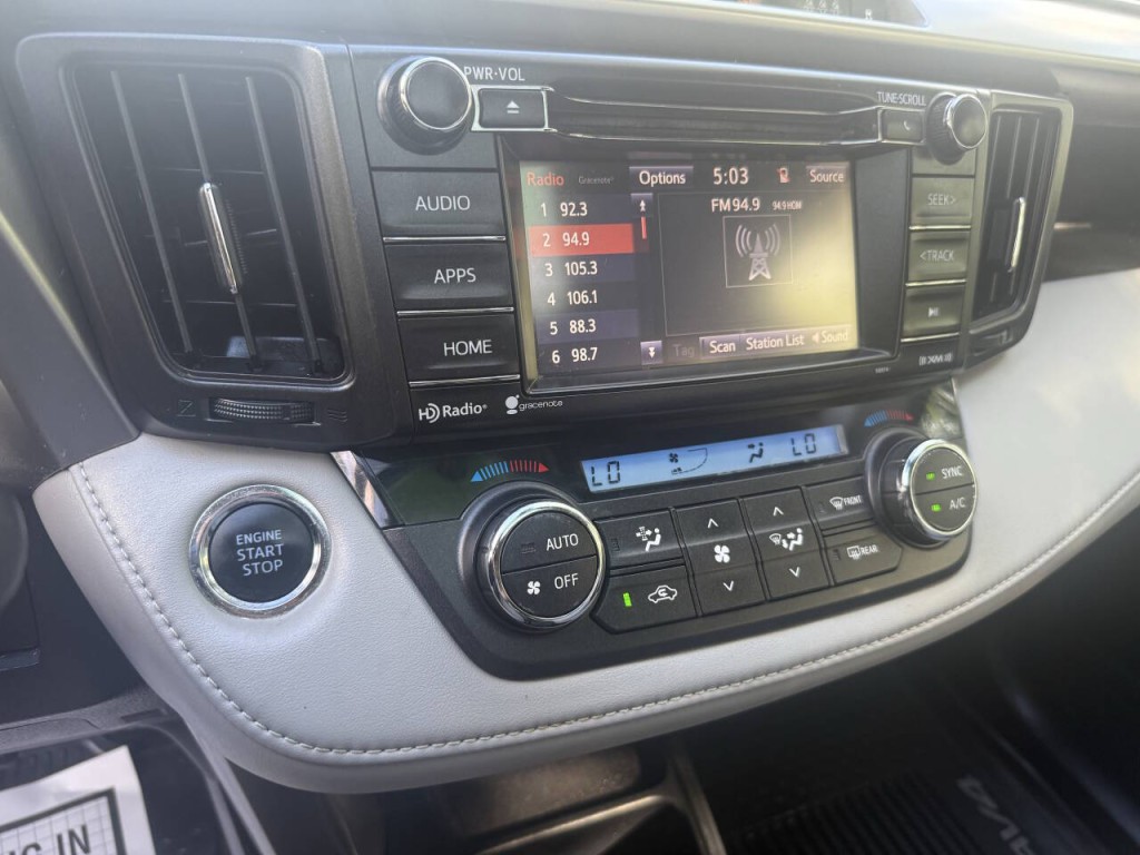 2018 Toyota Rav4 Image 11