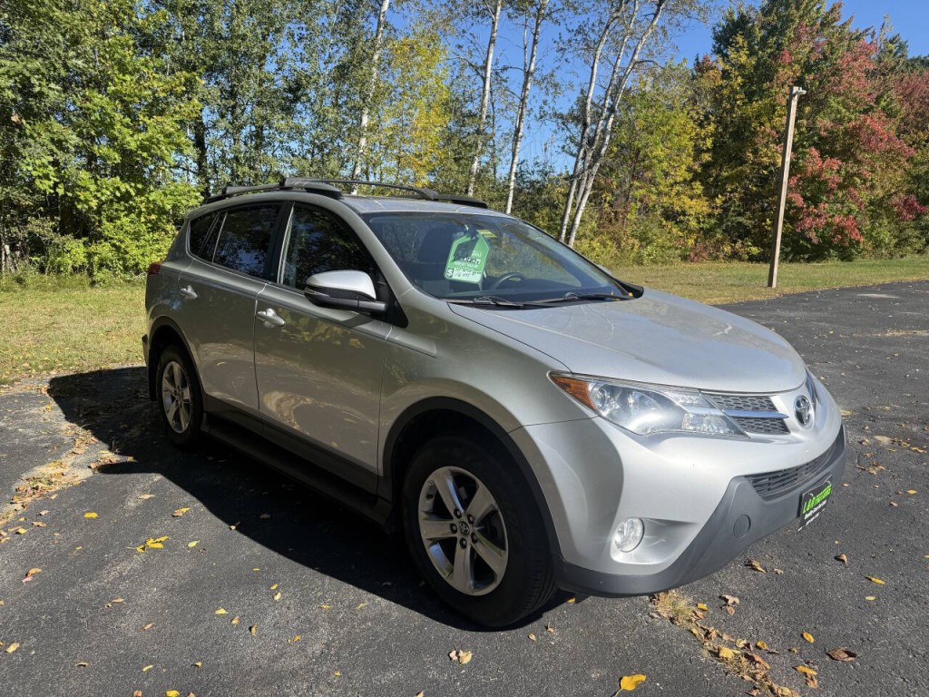 2015 Toyota Rav4 Image 14