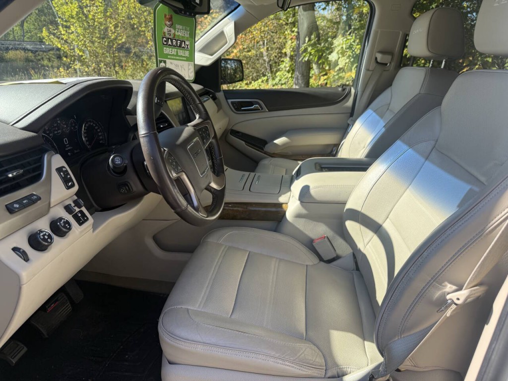 2017 GMC Yukon Image 13