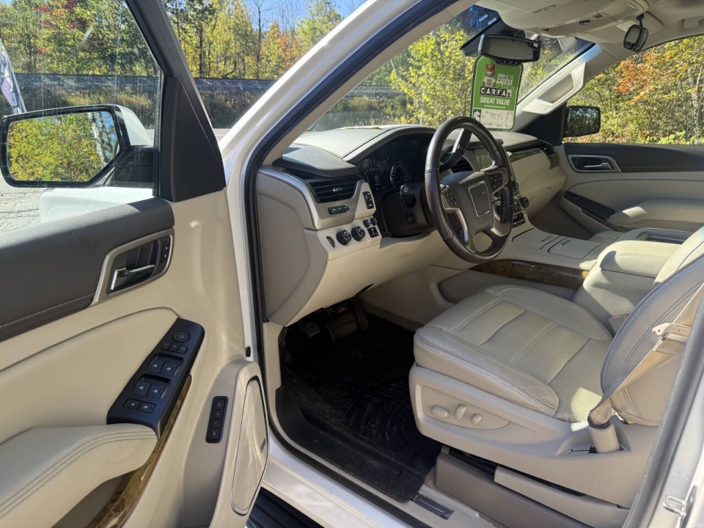 2017 GMC Yukon Image 14