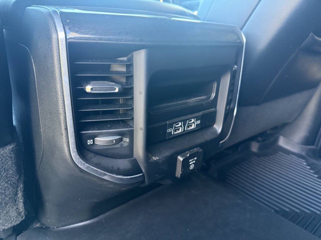 2021 RAM 2500 Image 8