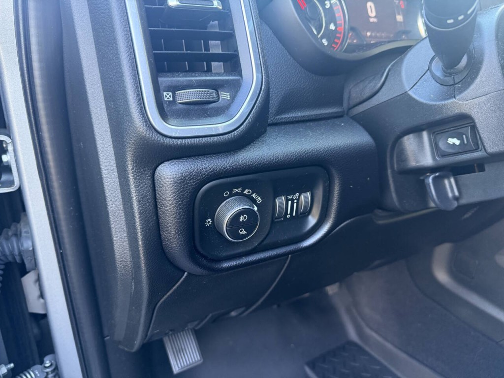 2021 RAM 2500 Image 16