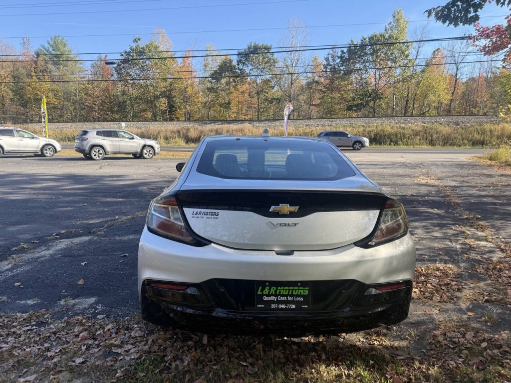2017 Chevrolet Volt Image 4