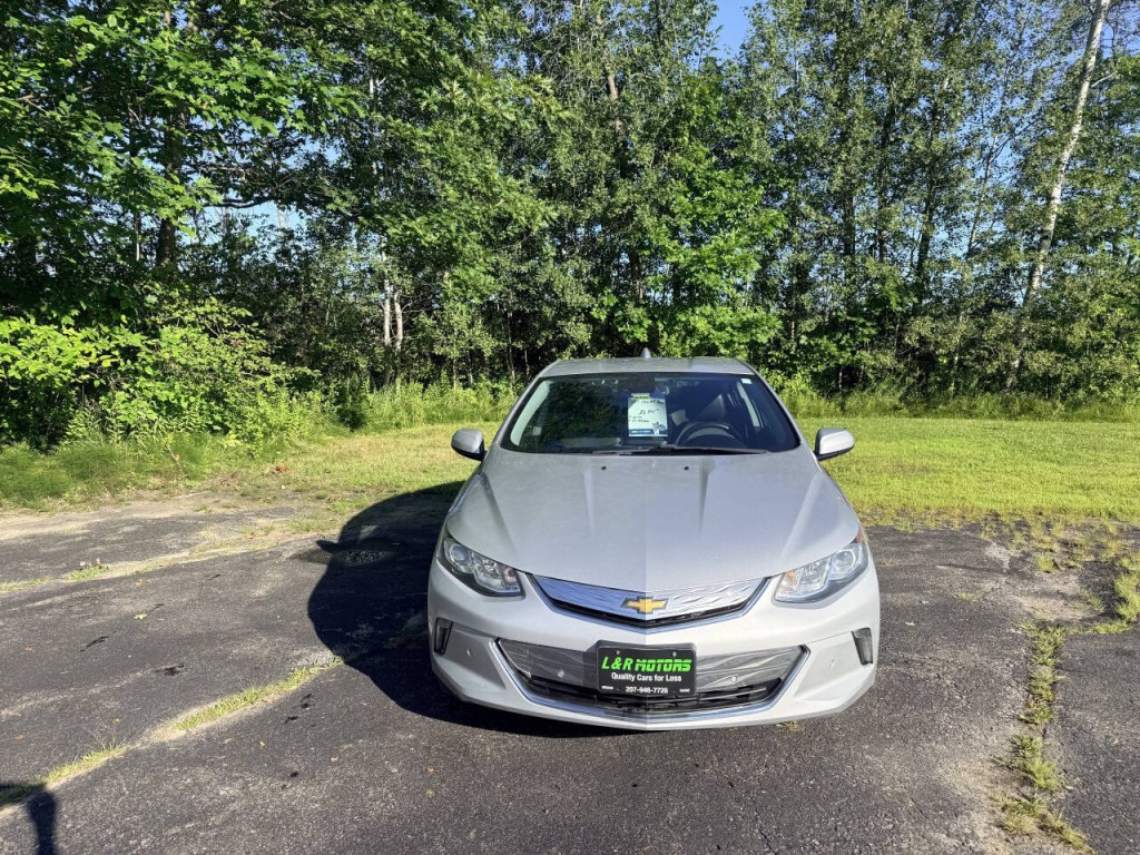 2017 Chevrolet Volt Image 1